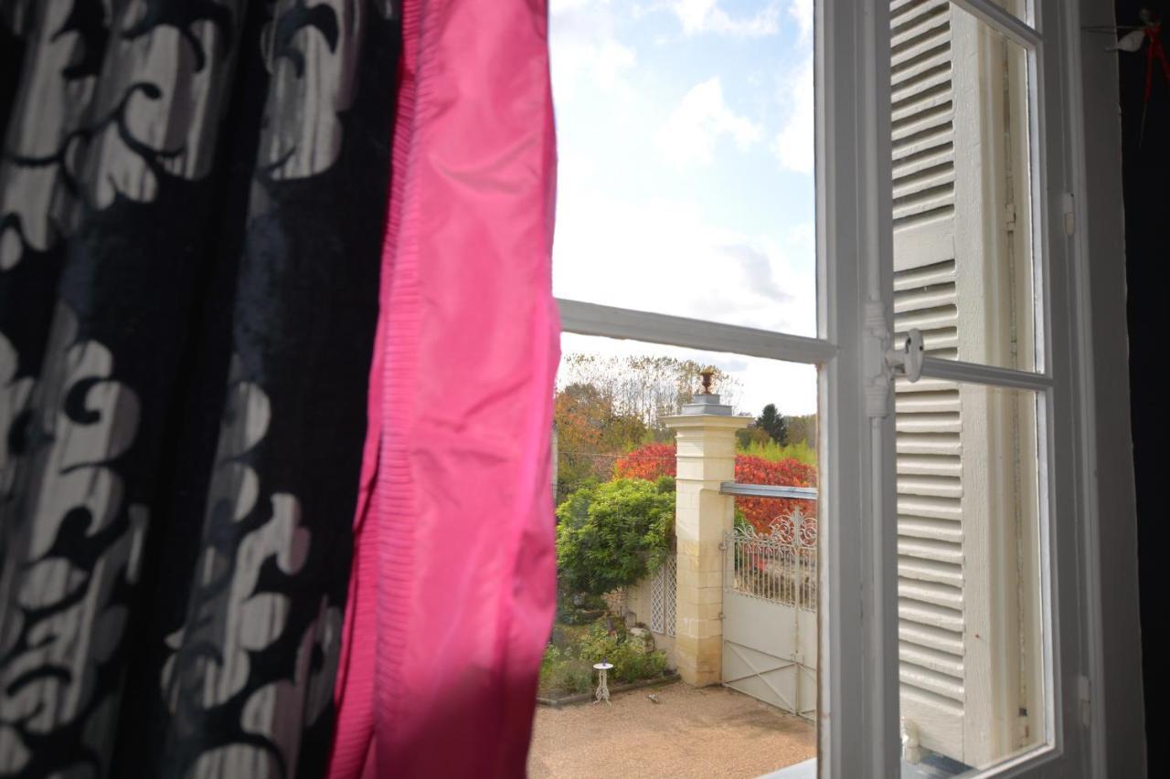 La Penesais Villa Beaumont-en-Véron Eksteriør billede