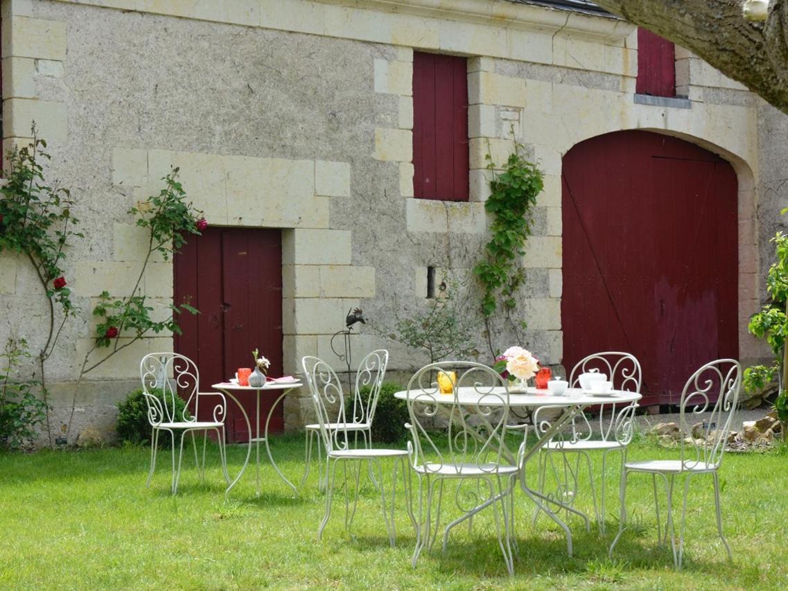 La Penesais Villa Beaumont-en-Véron Eksteriør billede